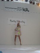 Thumbs/tn_Krefeld-Strssenmodenschau-2005 041.jpg